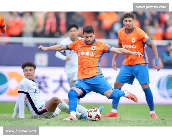伤病潮中客负泰山,海港仍守中超榜首 伤病潮中客负泰山,海港仍守中超榜首