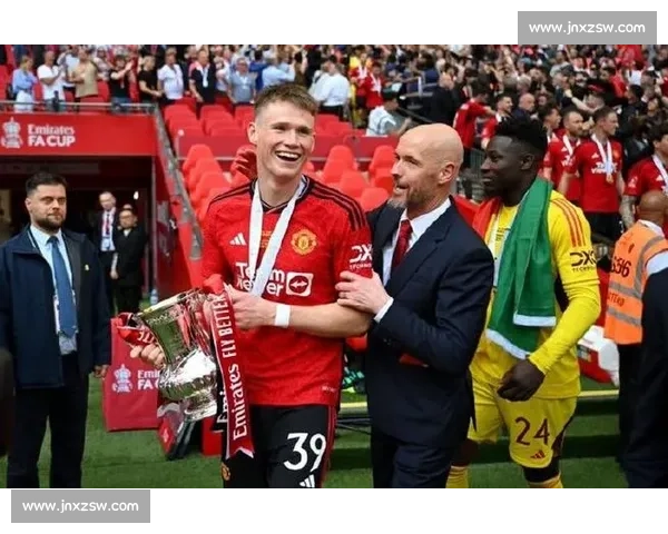 球迷狂热成负担？麦克托米奈或弃意甲回英超