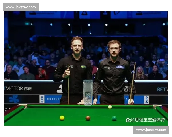 15 年圆梦!利索夫斯基携女友捧杯,与特鲁姆普相拥泪目 15 年圆梦!利索夫斯基携女友捧杯,与特鲁姆普相拥泪目